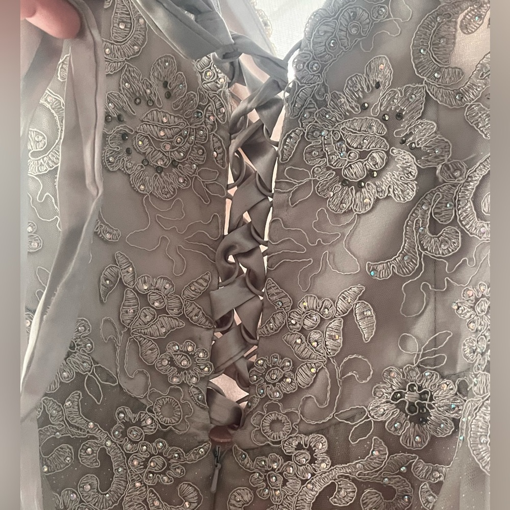 Cinderella Divine homecoming prom wedding dress shimmer fancy elegant worn once - Picture 6 of 10